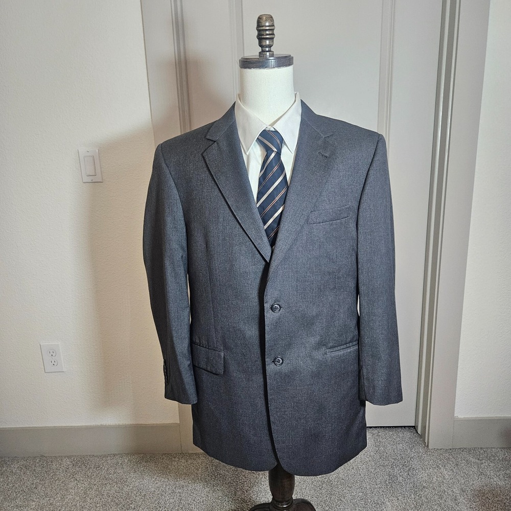 Jos A Bank Men's Suit Blazer Sport Coat 40R 100% Wool 2-Button Gray